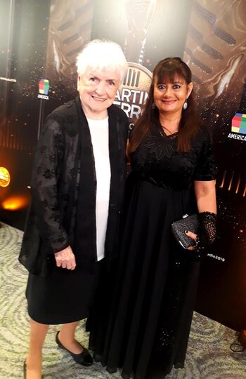 En la alfombra roja, durante