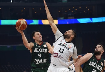 Pako Cruz lidera el ataque de México en los Clasificatorios FIBA 2027 con un promedio de 20,7 puntos y 5,8 asistencias por partido - Lisa Marie David/REUTERS