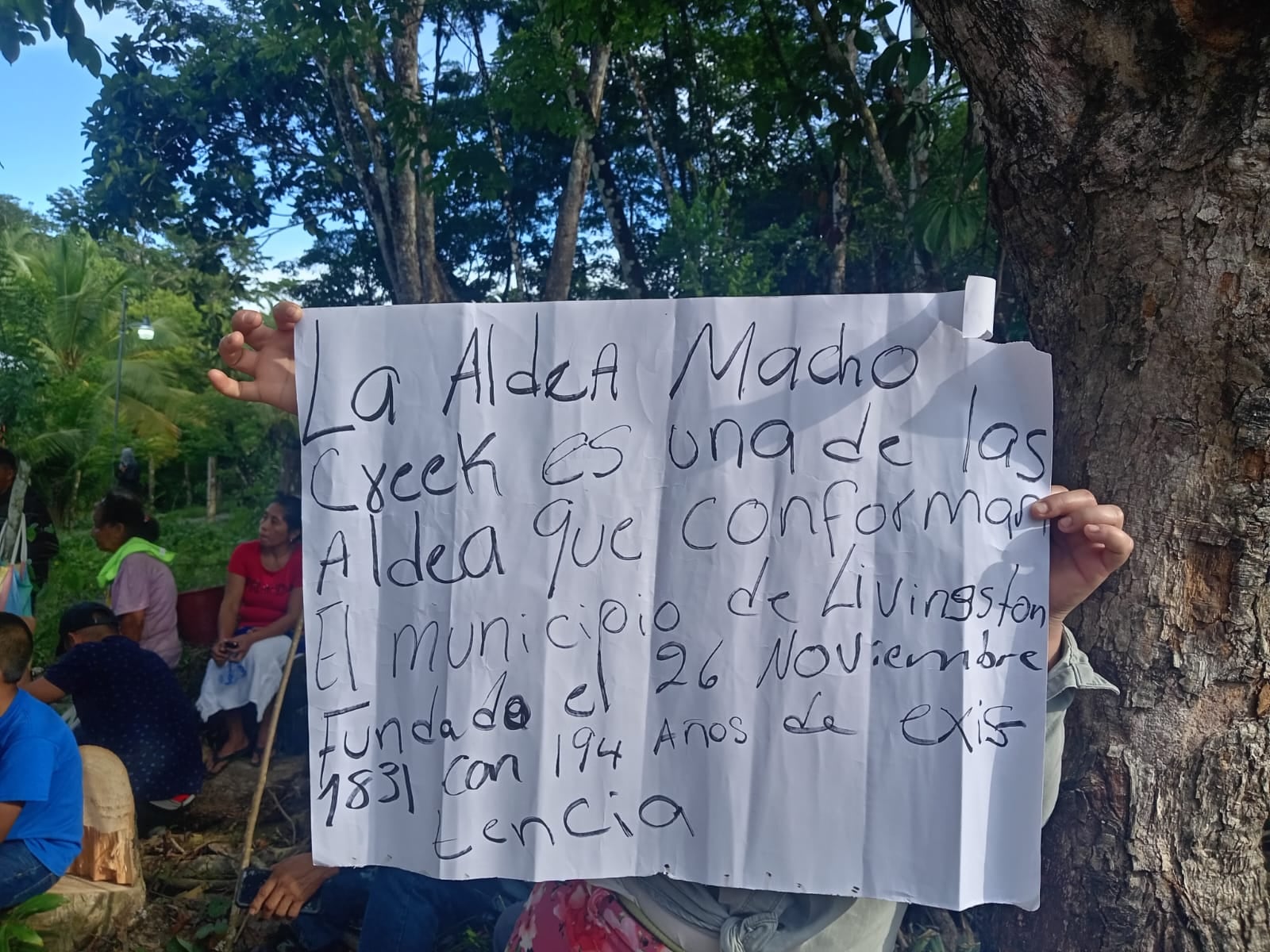 El conflicto agrario en Macho Creek enfrenta los reclamos de derechos ancestrales de familias q'eqchi' con procesos judiciales de presuntos propietarios y denuncias de criminalización comunitaria. (Redes Sociales)