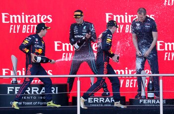 El festejo en el podio