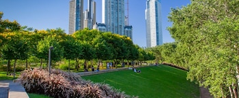 El acceso cercano a espacios verdes urbanos incide en la salud física y mental, la interacción social y la reducción del sedentarismo (Turismo de Buenos Aires)