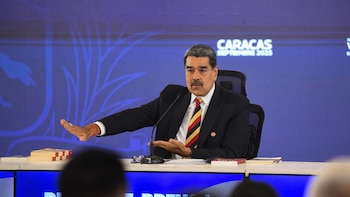 Maduro asegura que un gobierno