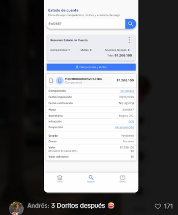 Una consulta compartida en redes indicó que el vehículo tendría un comparendo impuesto el mismo día del video - crédito TikTok