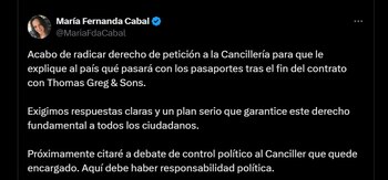 María Fernanda Cabal confirmó que radicó un derecho de petición para conocer qué pasará con los pasaportes en Colombia - crédito @MariaFdaCabal/X