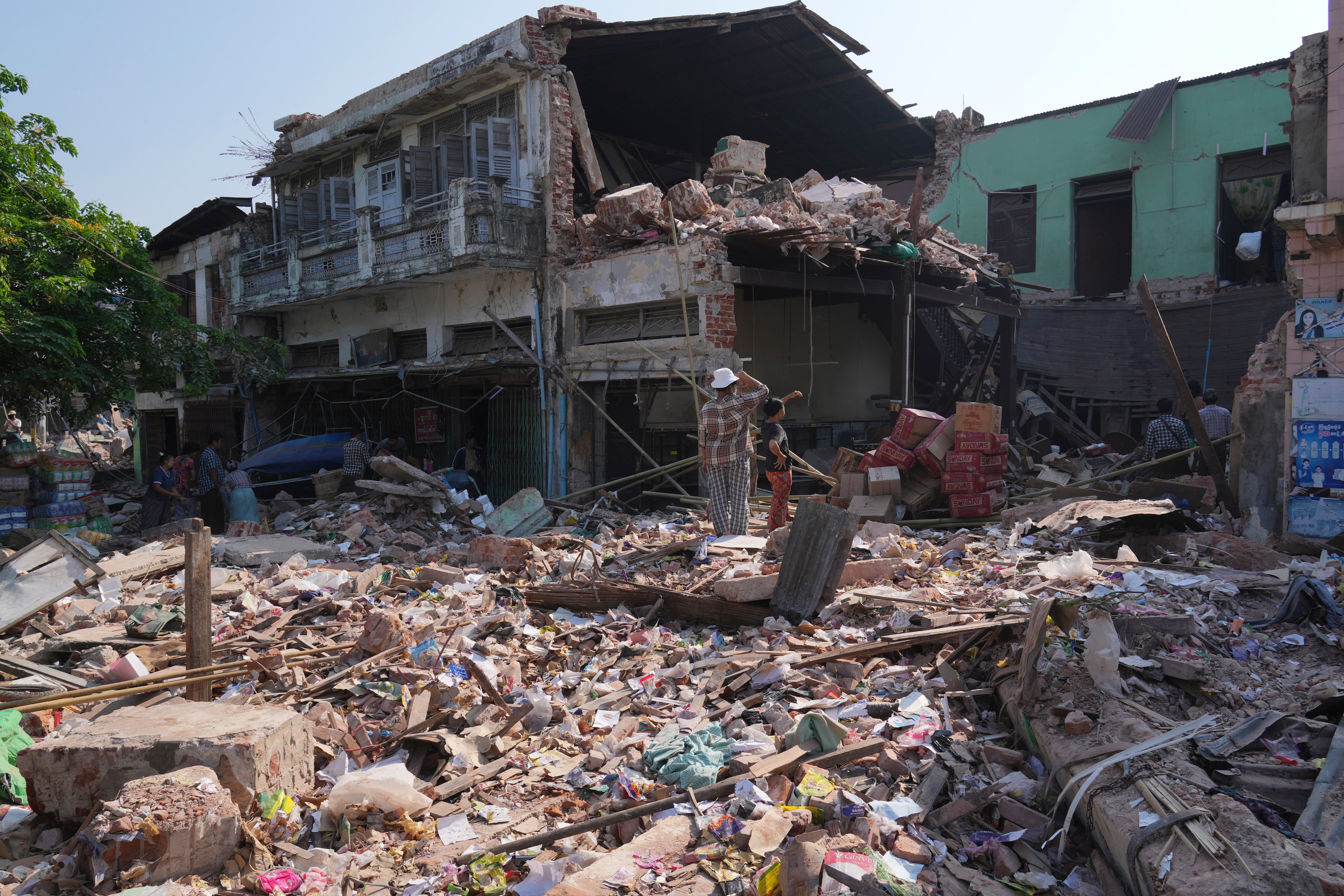 El desplazamiento completo de la falla hasta la superficie contradijo las expectativas de déficit superficial, desafiando teorías clásicas sobre transferencia de energía sísmica (AP Photo)