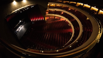 La increíble historia del Teatro Coliseo: el único auditorio del mundo que pertenece a Italia, pero está en Buenos Aires