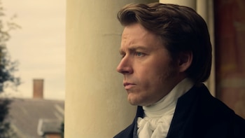 ‘Orgullo y prejuicio’ vuelve con Emma Corrin y Jack Lowden en una miniserie de Netflix