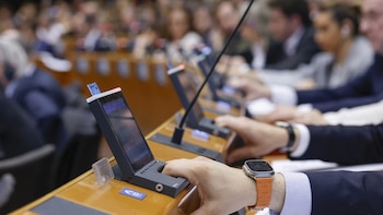 La Unión Europea obligará a los países en desarrollo a readmitir a migrantes deportados para poder comercializar con el bloque