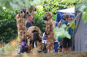 IMAGEN DE ARCHIVO. Agentes se