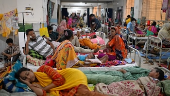 Casi 1.000 muertos por sarampión en Bangladesh: el país lucha por contener el peor brote de su historia