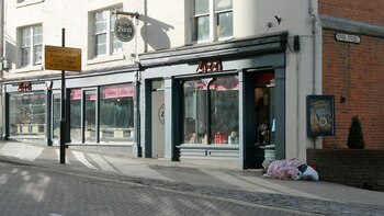 Reino Unido lucha contra la