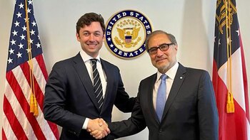 Jorge Argüello con el senador