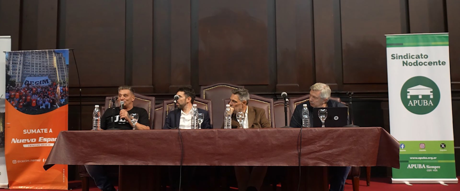 En abril, García brindó una charla en el aula magna de la Facultad de Medicina de la UBA