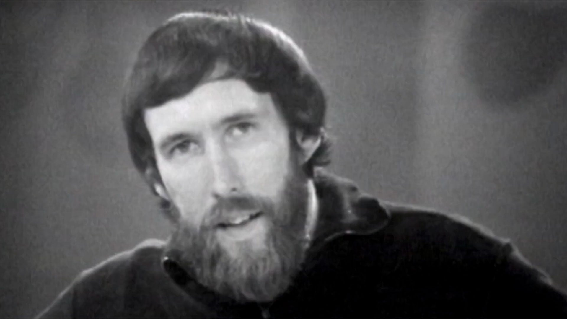 Jim Henson inició su carrera televisiva a los 17 años tras aprender a fabricar títeres para una audición de WTOP-TV en 1954