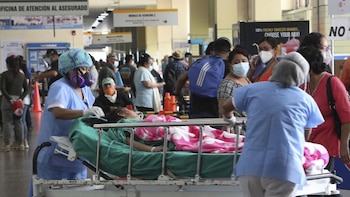 Crisis en salud: Renuncias simultáneas