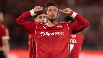 Felipe Loyola, mediocampista chileno de