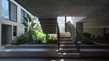 Los espacios de generosas dimensiones