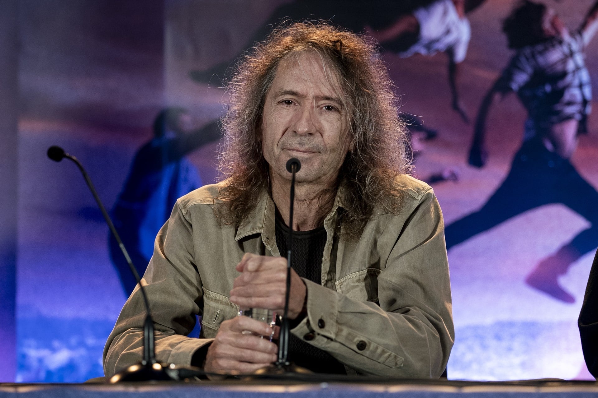 El cantante Robe Iniesta durante una rueda de prensa por el lanzamiento de su nuevo disco. (A. Pérez Meca/Europa Press)