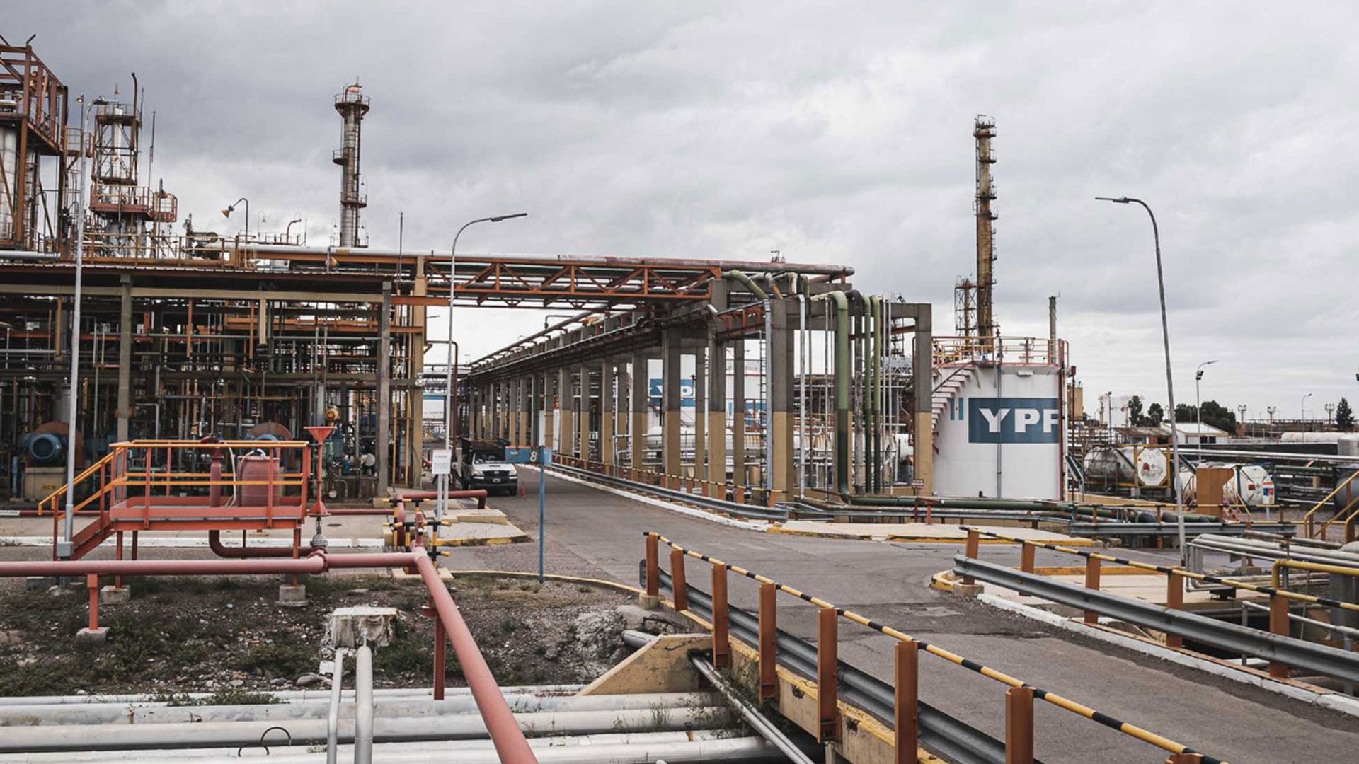 La refinación de petróleo operó con una capacidad instalada de 89,9% en julio.