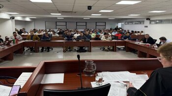 Justicia y Paz ordenó la indemnización a 1.735 víctimas de las AUC en el Urabá: la suma es superior a los 200.000 millones