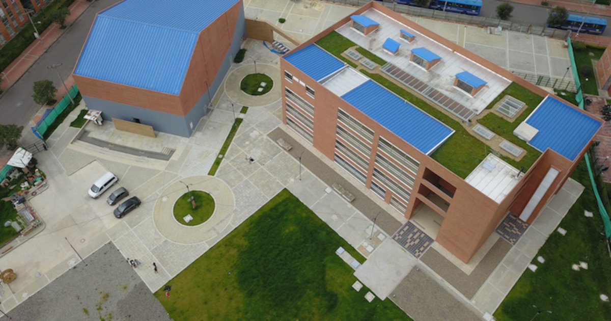 Bogotá beneficiará a 500 jóvenes en la nueva Universidad Pública de Kennedy - Infobae