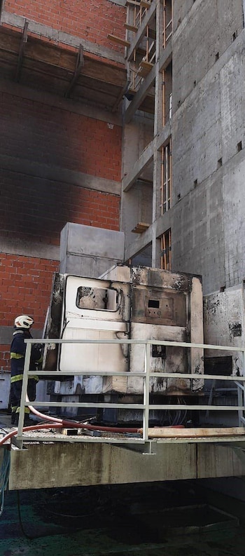 Los bomberos lograron controlar el