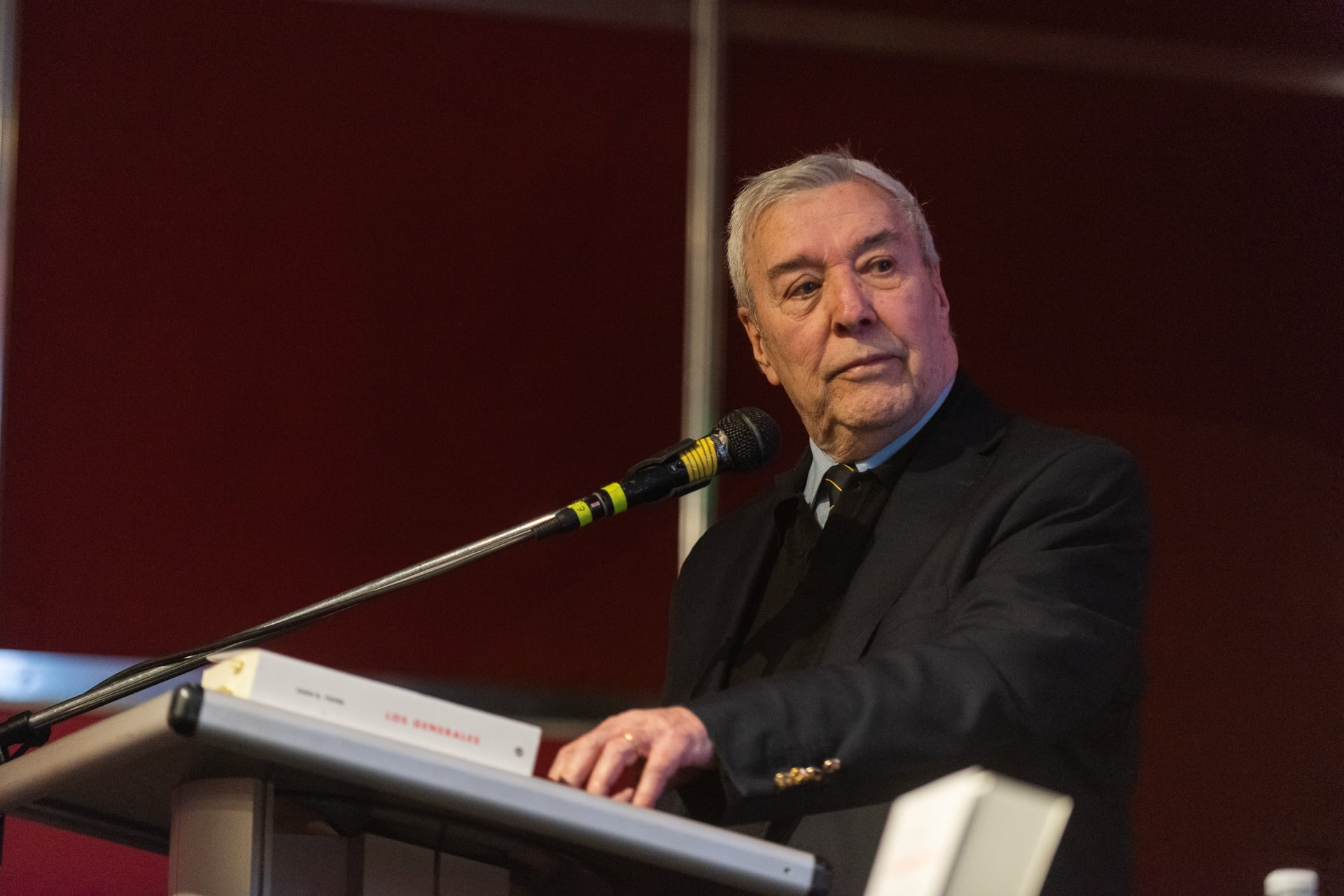 Periodista e historiador, el