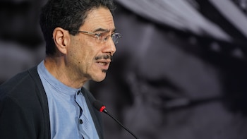 Iván Cepeda pidió a la ciudadanía hacer un “homenaje” a Petro el 6 de agosto, un día antes de la posesión de De la Espriella: “Por su labor”