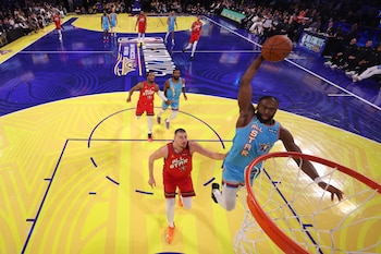 Dos equipos con jugadores estadounidenses