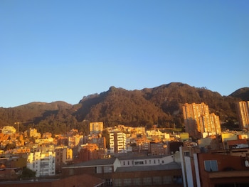 Chapinero Alto, en Bogotá, ocupó el séptimo lugar del ranking de mejores barrios del mundo de Time Out para 2026 - crédito Google Maps