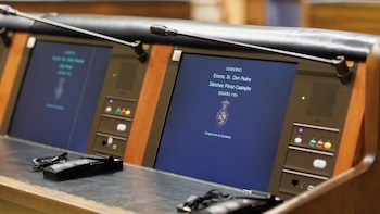 El Congreso destina 920.000 euros para que los diputados puedan hablar en euskera, catalán y gallego