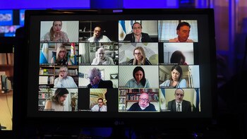 Reunion remota de la Comisión