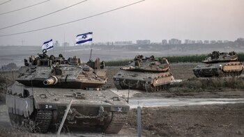 Los responsables políticos y militares