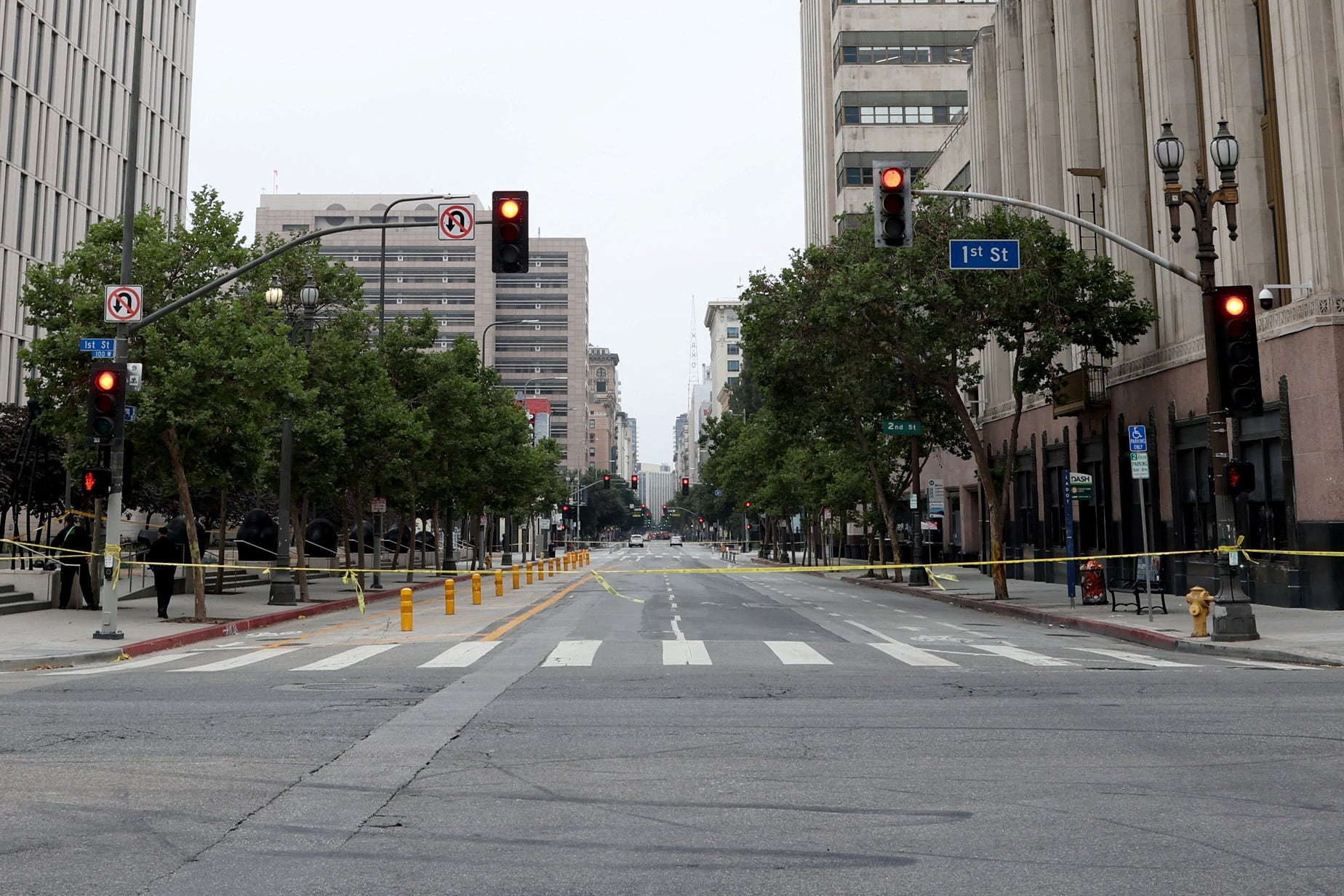 Gensler señaló que el regreso de las oficinas es clave para recuperar el movimiento diario y sostener a los comercios del centro de Los Ángeles (REUTERS/Aude Guerrucci)