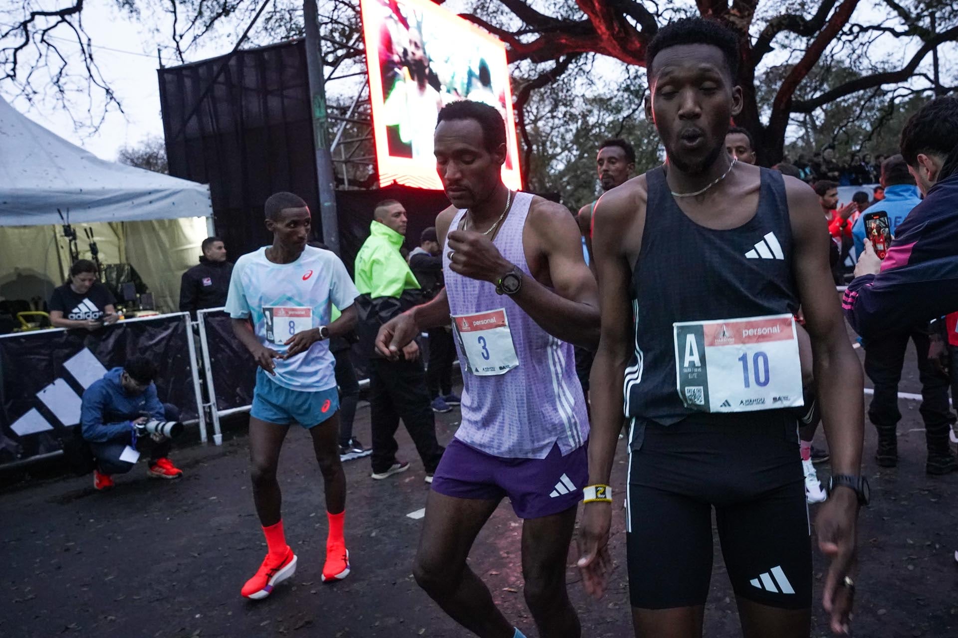 La Maratón Internacional de Buenos Aires 2026 reunirá a 16.384 corredores de 64 países el domingo 20 de septiembre en la prueba de 42 kilómetros (RS Fotos)