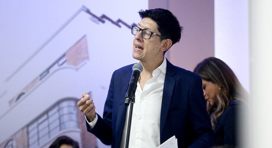 La Universidad de Cundinamarca invertirá más de $8.000 millones en la adquisición de predios y aulas modulares para ampliar cobertura educativa en Soacha - crédito Colprensa