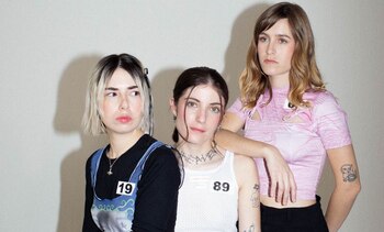 Paola, María y Alicia, integrantes