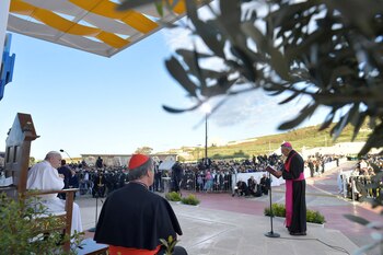 El papa Francisco condenó la