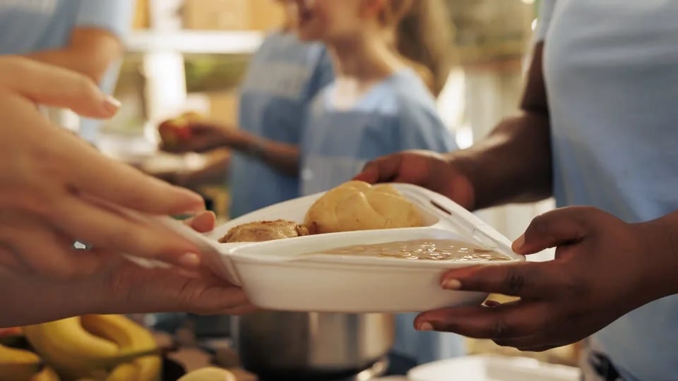 Alrededor de un millón de niños y niñas en Colombia podrían sufrir de desnutrición crónica en los próximos años - crédito Freepik