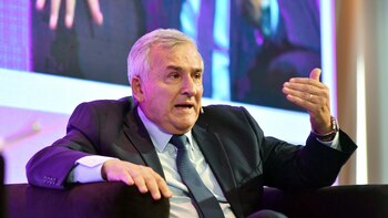 Gerardo Morales cruzó a Alberto