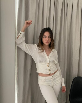 Anna Sarelly fue criticada debido