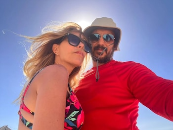 El empresario afirmó que como padres están “bastante coordinados” y elogió a Oxenford: “es una mamá increíble”.