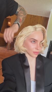 al hablar de su dueto con Danna, afirmó que “en México nunca se han juntado dos pop stars para hacer música, a veces los egos están muy por arriba del talento o de los proyectos” (belindapop/historias Instagram)