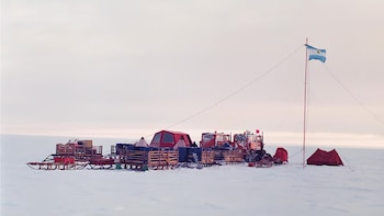 122 años de presencia argentina