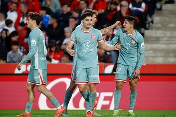 Julián Álvarez marcó el gol del encuentro tras una asistencia de Giuliano Simeone (REUTERS/Francisco Ubilla)