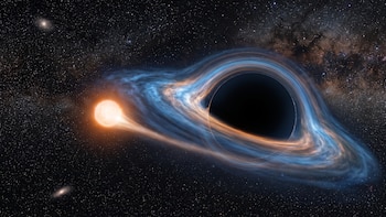 Descubren un agujero negro oculto en el mayor cúmulo estelar de la galaxia
