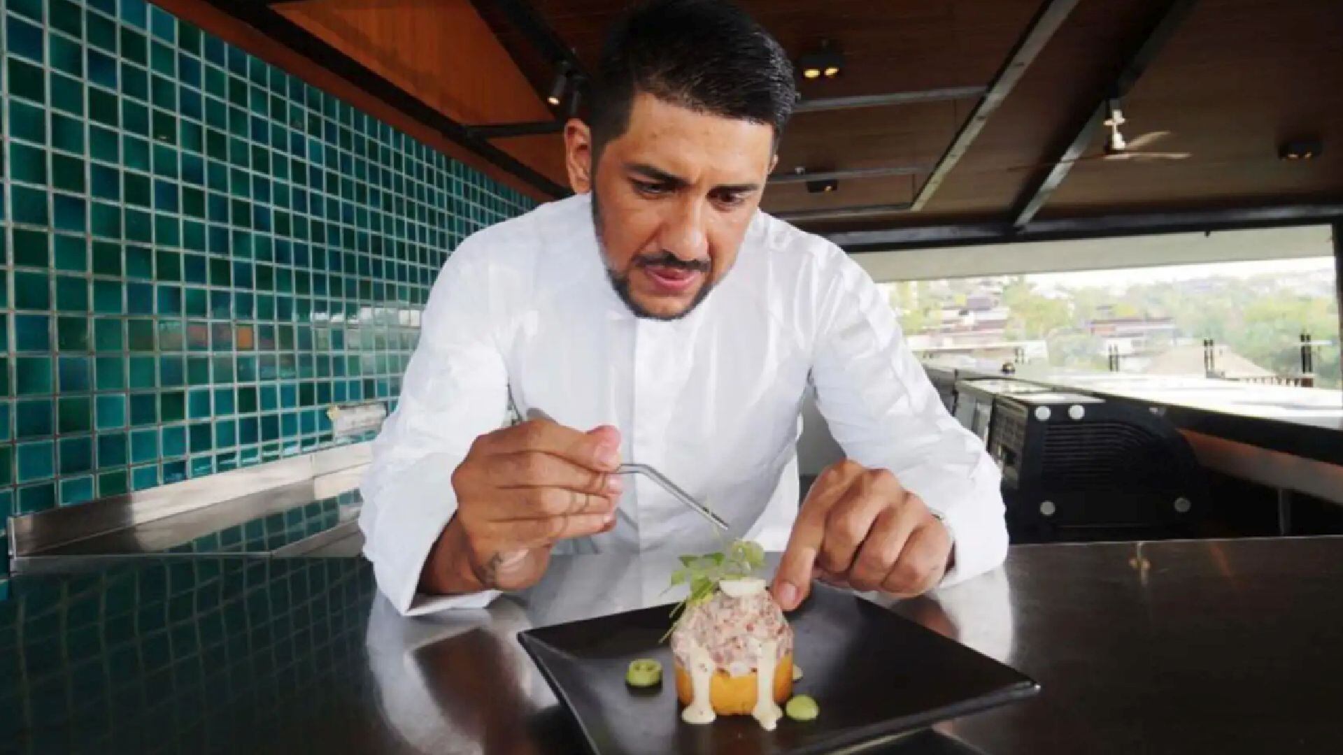 La celebración del Día Internacional del Chef nació para reconocer la pasión y el oficio de quienes, con fuego y vocación, convierten los ingredientes en un lenguaje universal. (Andina)