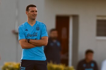 Lionel Scaloni y otro motivo