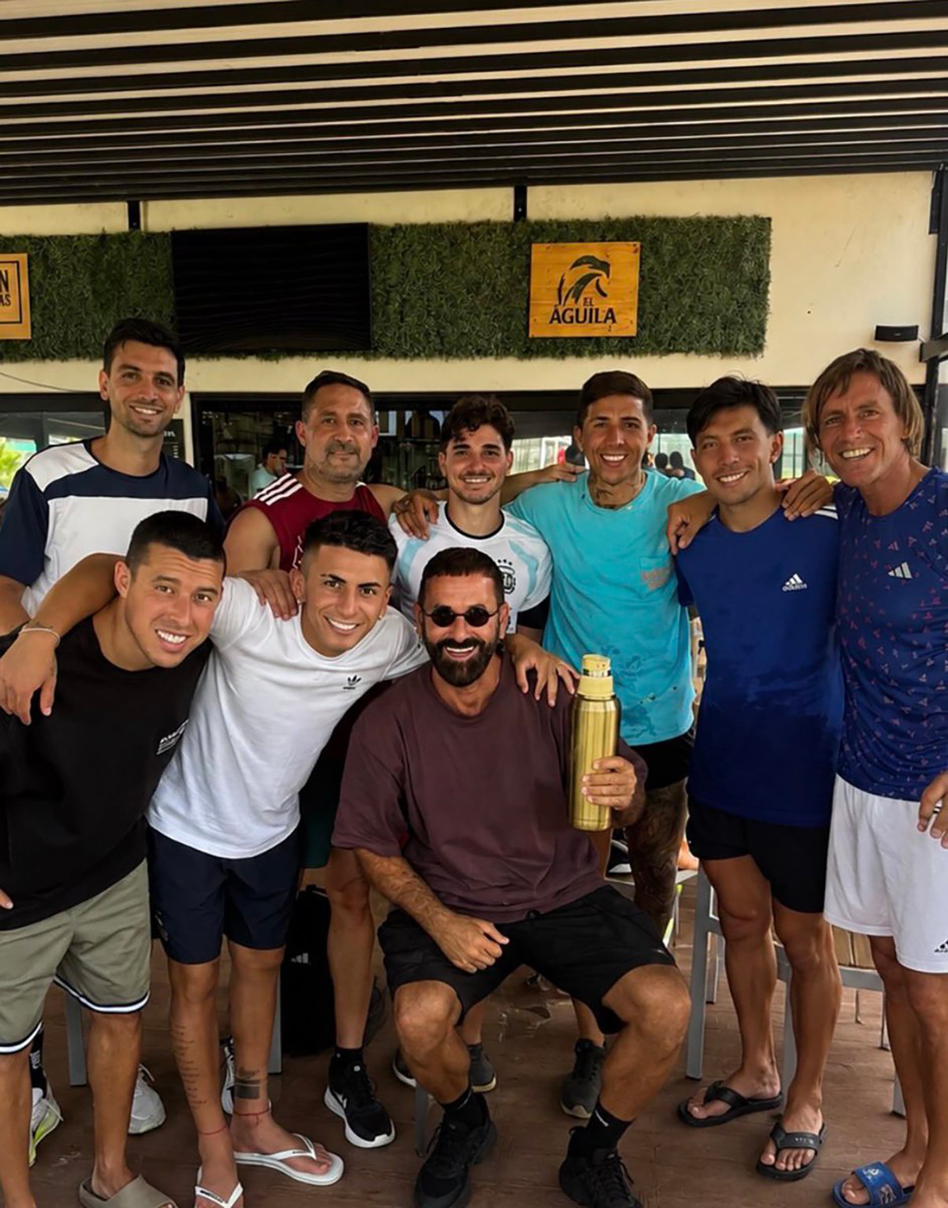 Julián Álvarez, Enzo Fernández, Lisandro Martínez y Thiago Almada coincidieron en Ibiza