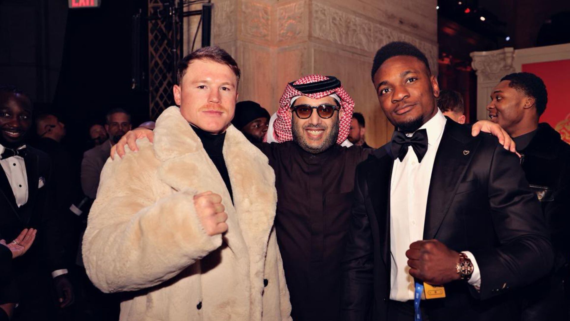 Canelo Álvarez asistió a la premiación de The Ring aunqu eno ganó ningún premio (X@Turki_alalshikh)